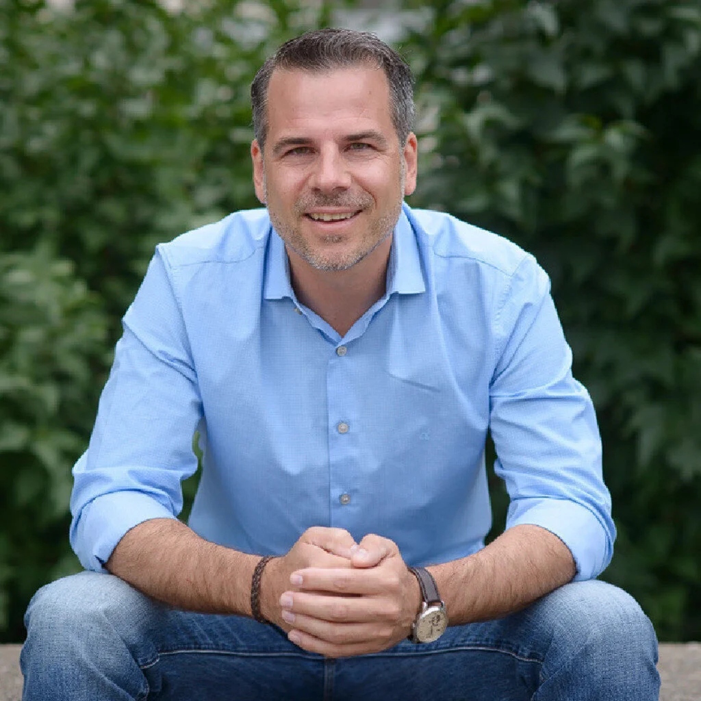 andreas-novi-foto.1024x1024.jpg