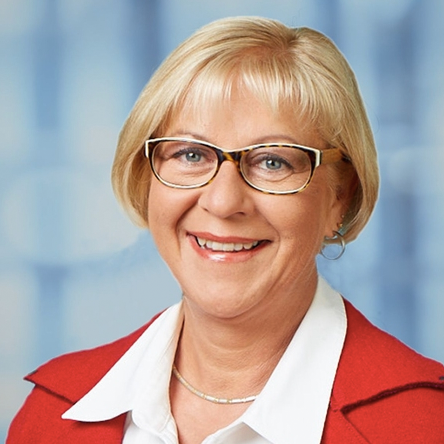 Ursula_Puchebner.png