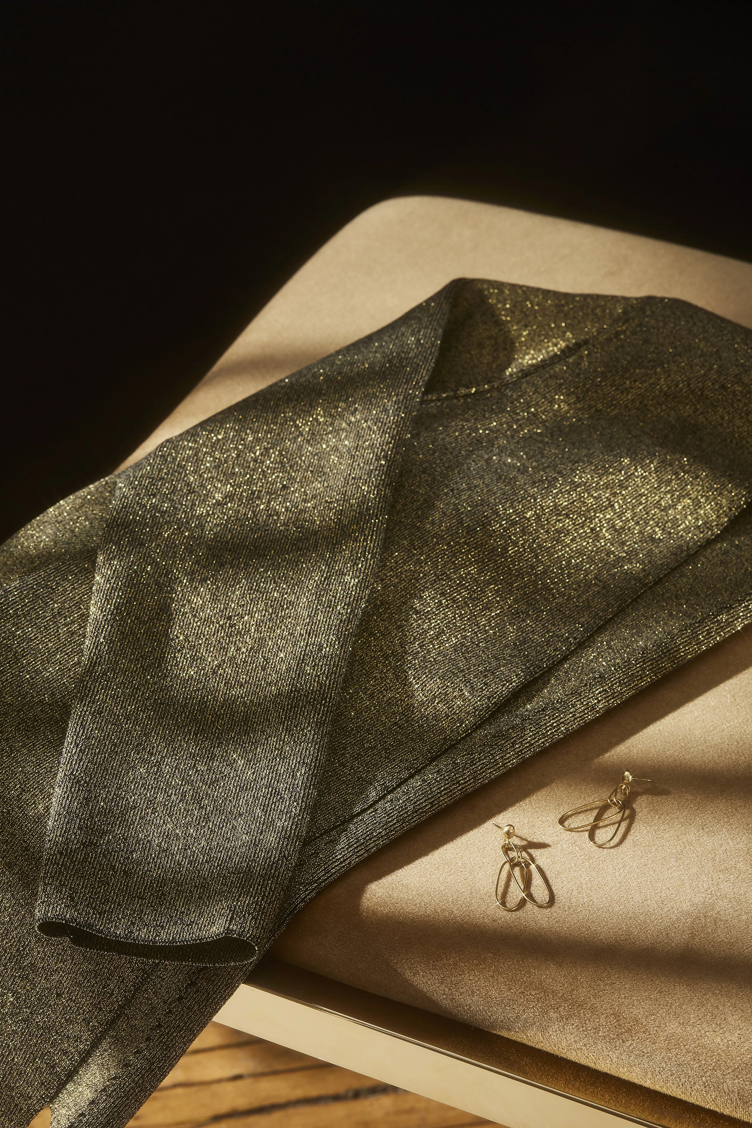 HolidayGift_Gold_StarFilter_160 (1).jpg