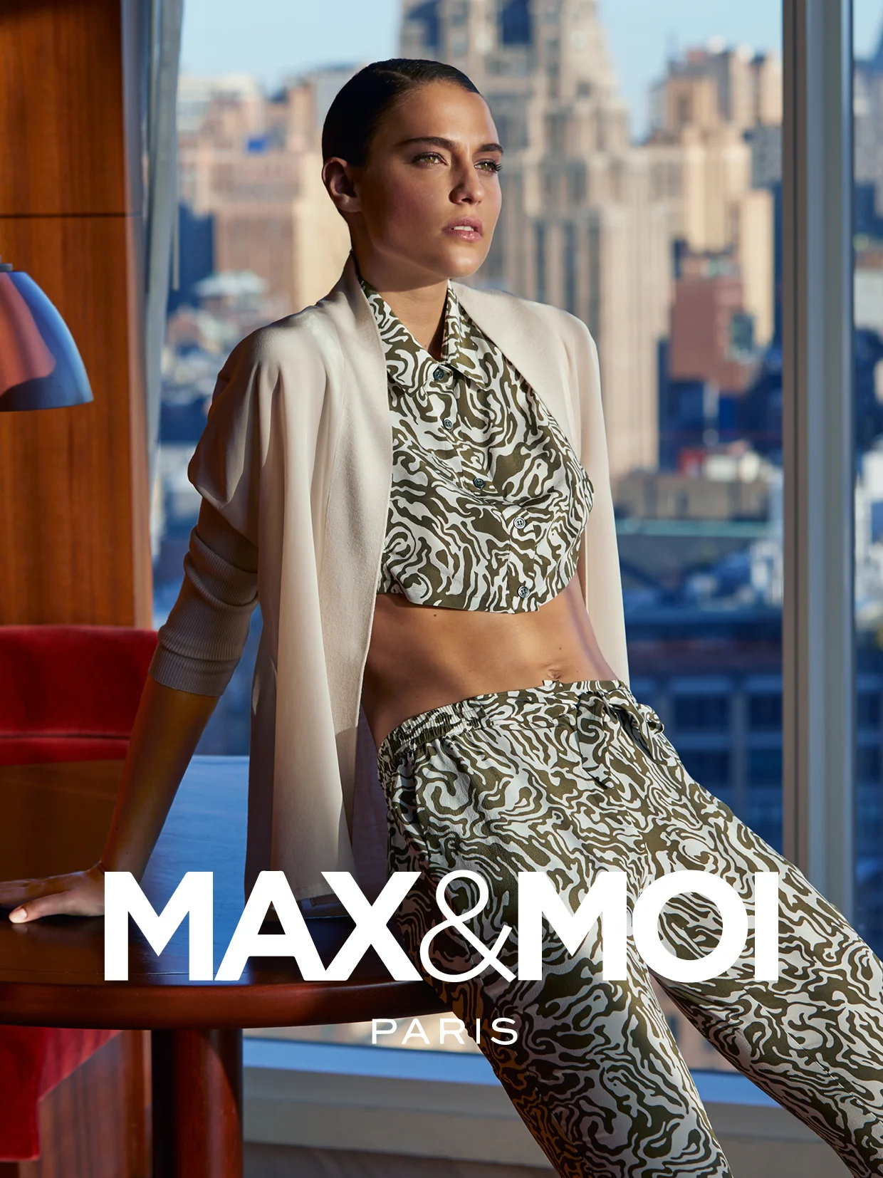 jpeg avec logo verticale9.jpg