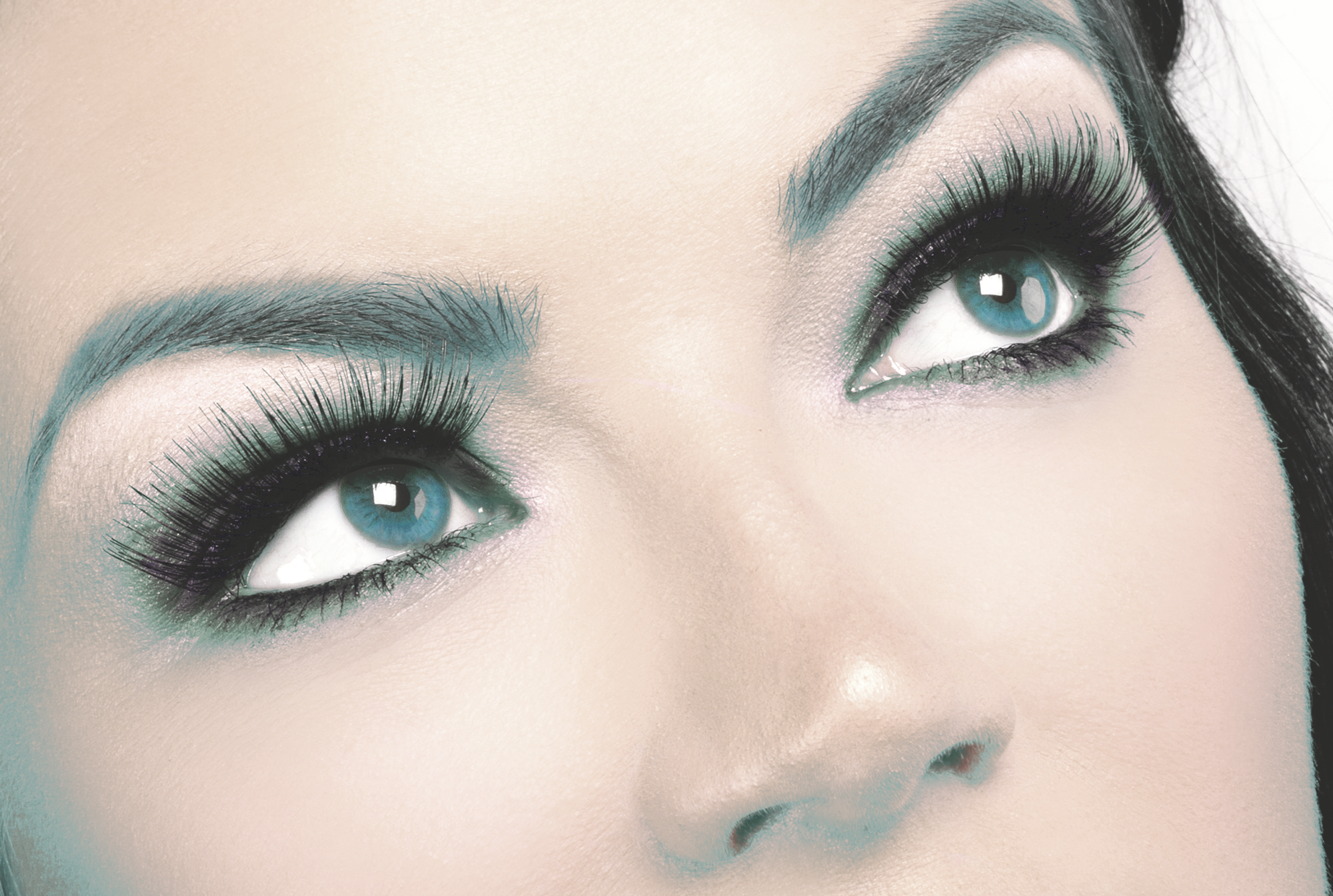 BROW SERVICES<a href=brow-services-mobile>→</a>