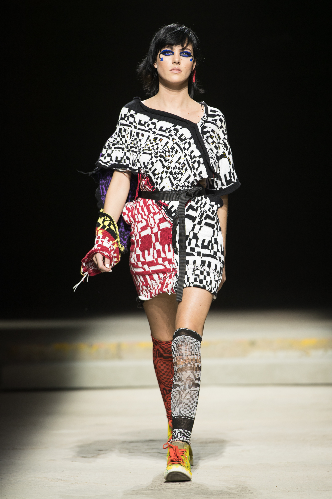 Matty_Bovan_SS18-0005.jpg