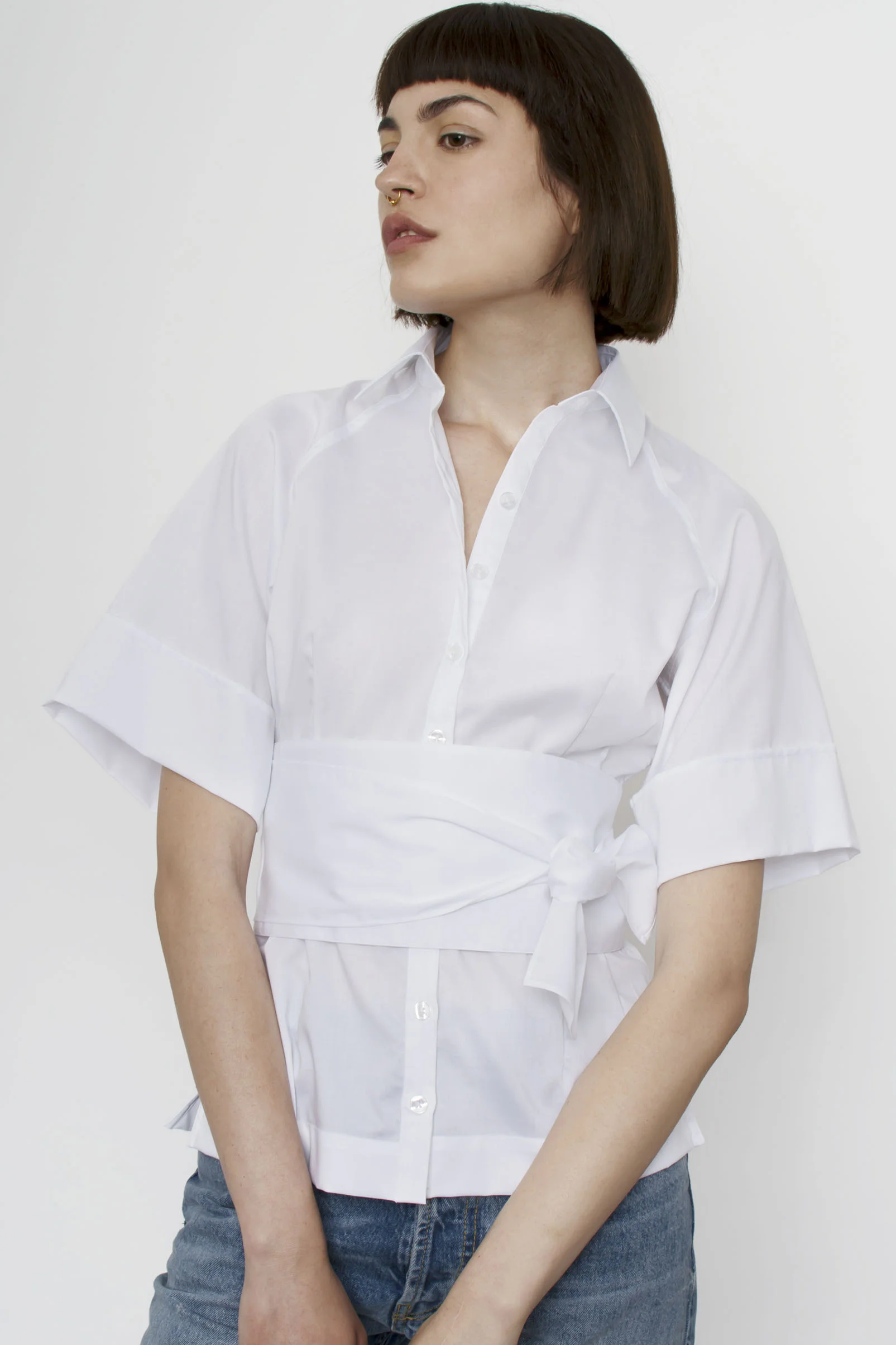 s1-207_white_closeup.jpg
