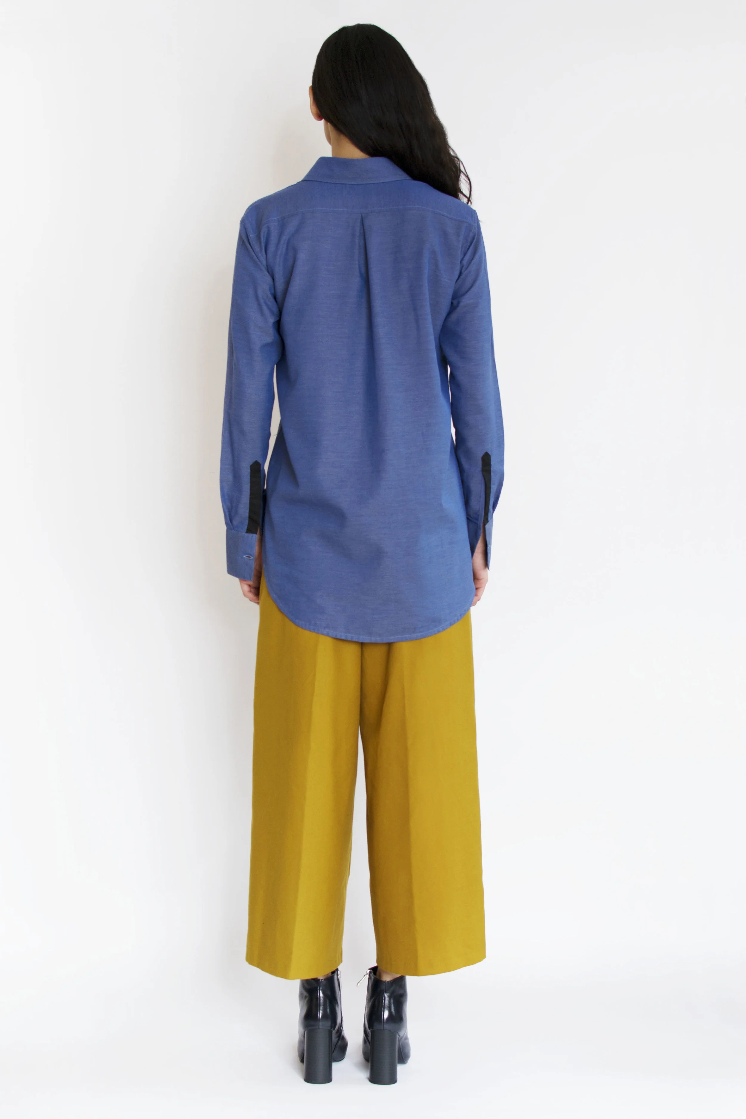 s3-204_blue_back2.jpg