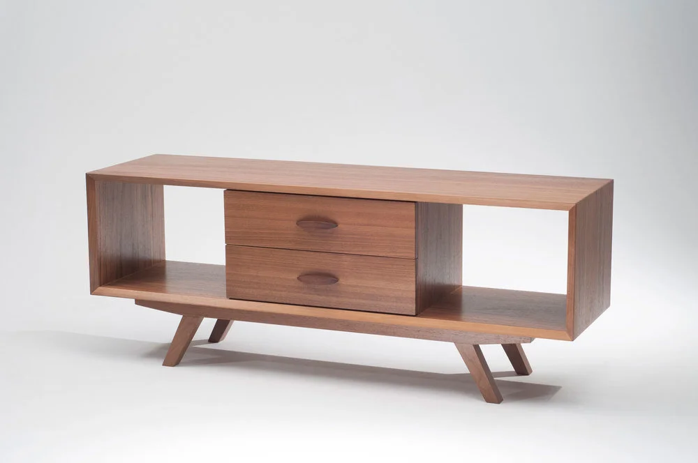 MCM Cab / solid + veneer walnut