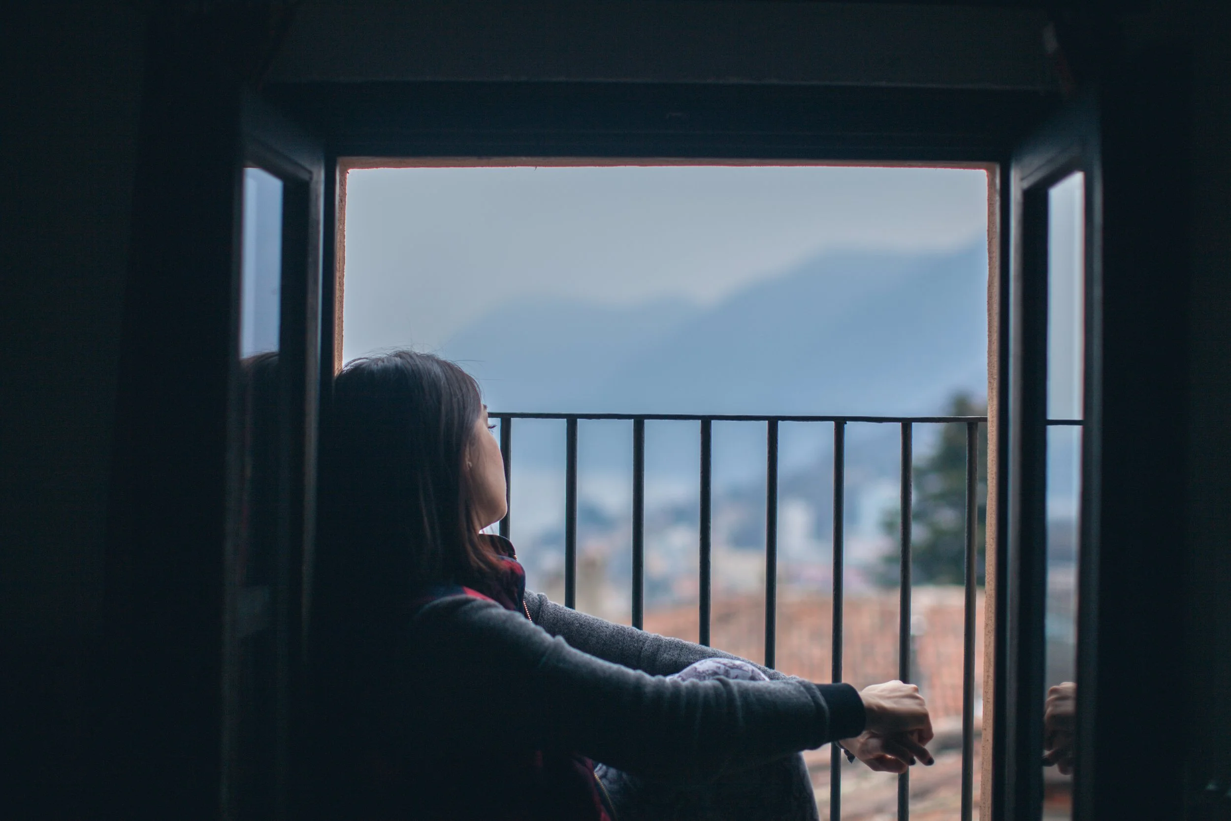 How To Deepen Your Connections and Feel Less Alone