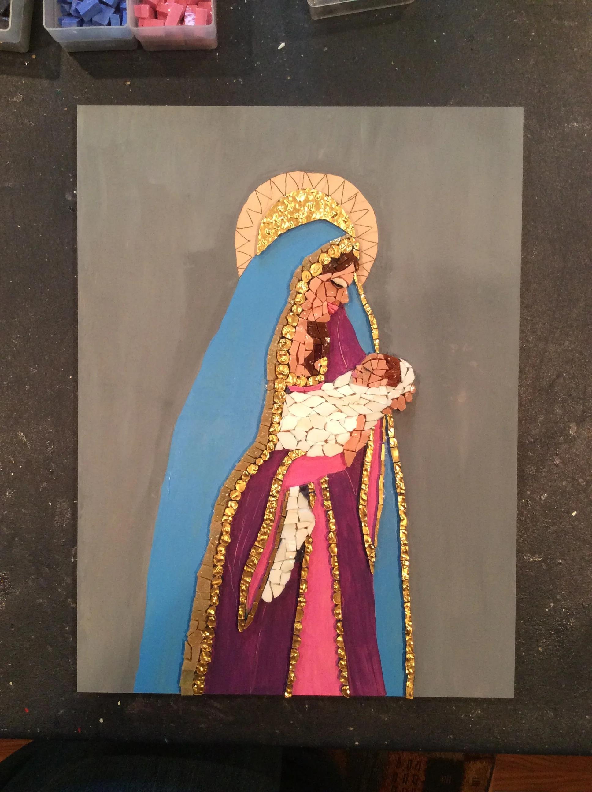 Cutting Halo was a real challenge because I wanted it to be one piece. After I started the piece I realized I hadn't painted the artboard gray as I had in the past. Thought a bit and painted the cartoon drawing which was how I was taught by Gina Hubler. My Hubby says I should call the piece " Birth of a Pope" because the babe looks like he has a little white hat on. I worked 2 hours setting the first babe face. Chipped it out and redone with 4 hours of work but that includes the blanket. 