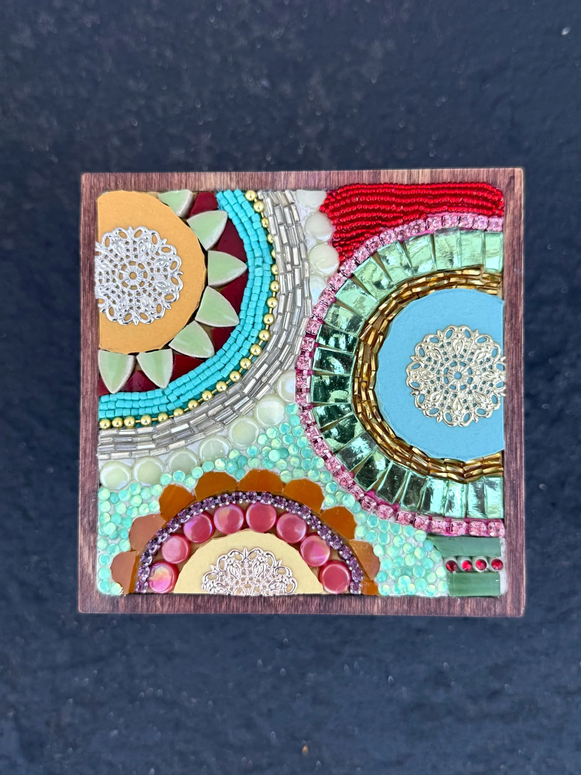 Lesson 1 in Mosaic Design School with Shara Frank… shape, color & texture 