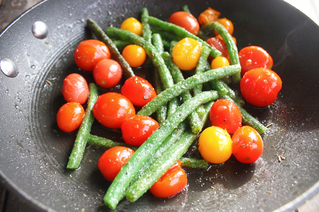 Sautéed Green Beans and Tomatoes