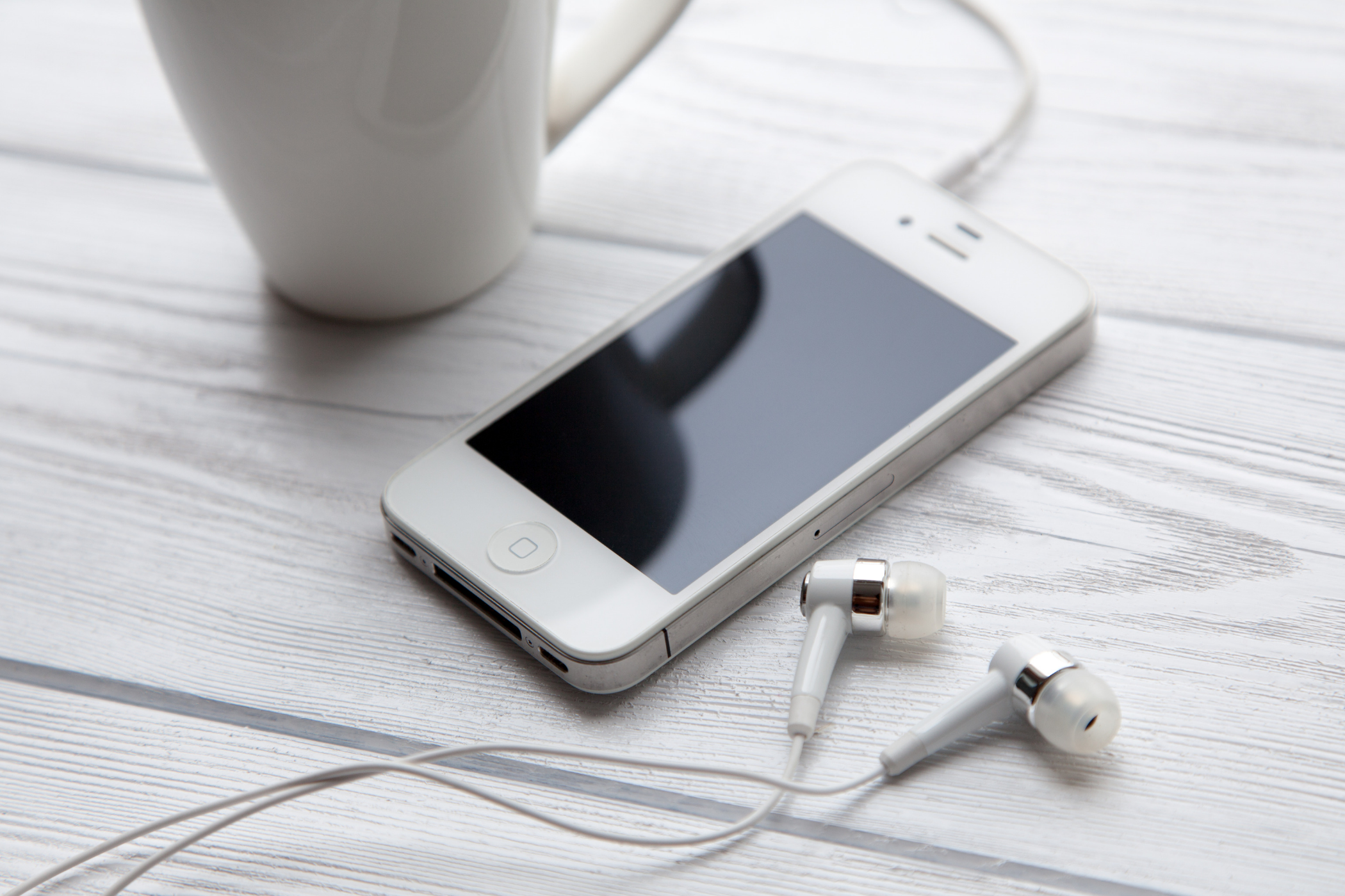 10 Health and Wellness Podcasts To Subscribe To