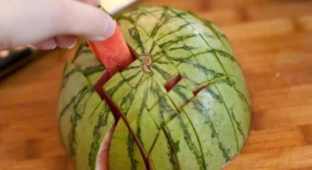 Watermelon Spears, Watermelon Swords, How to cut a watermelon