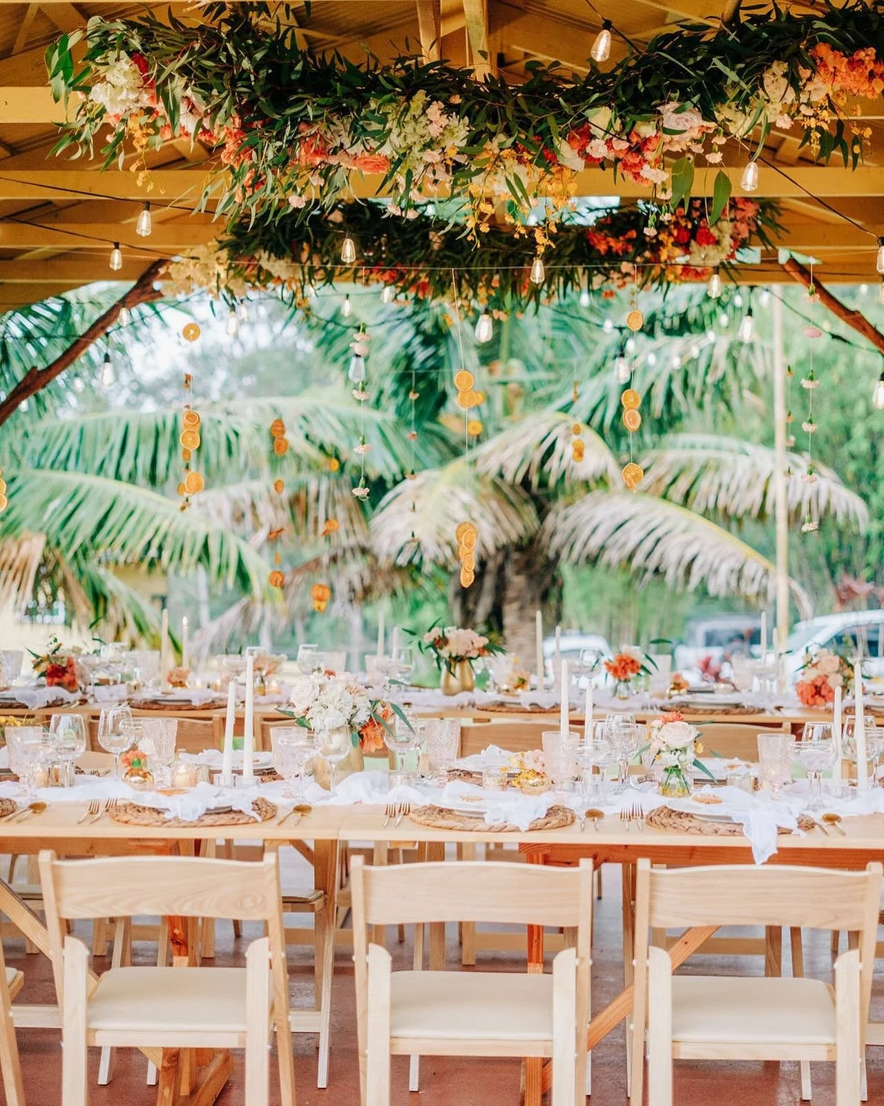 Planning your wedding can be overwhelming, we get it! 

And we&rsquo;re here to help lighten that load. 

@Puuwai.Gardens offers so many inclusive details, such as tables and chairs, string lighting, tableware, and a bar! 

As for your reception meal