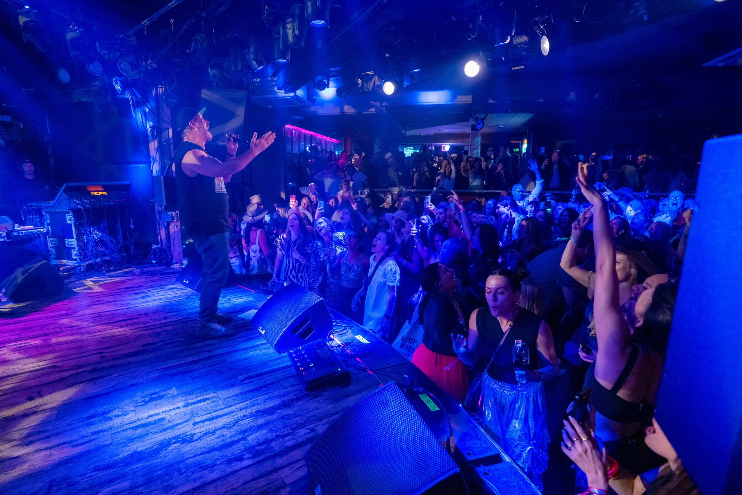235-2026.06.20 - Now That's What I Call A Party -  LR-7R501008.jpg