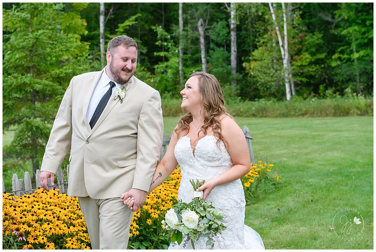 Brule River Barn_WI_ MN_twin cities_Barn wedding photographer wisconsin minnesota jen jensen photography rush city center city scandia mora_0258.jpg