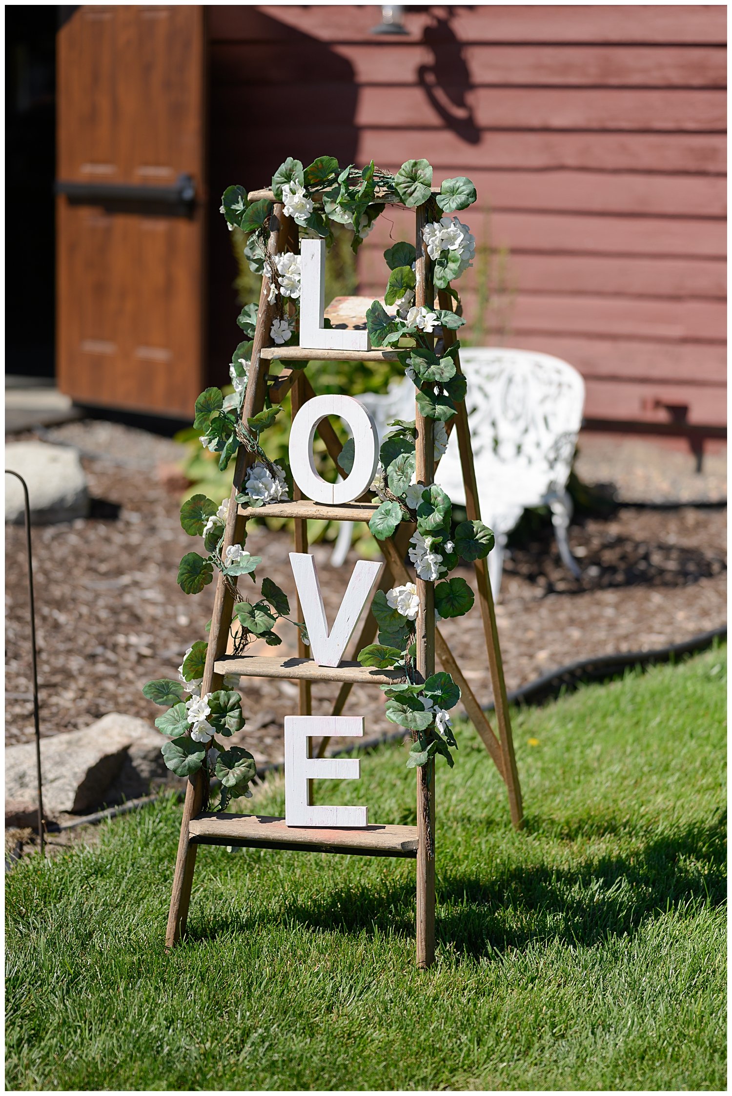 Pondview Farm Minneapolis Wedding Photographer_Bayfield Madeline Island beach photographer wisconsin minnesota jen jensen photography rush city center city scandia mora_0128.jpg