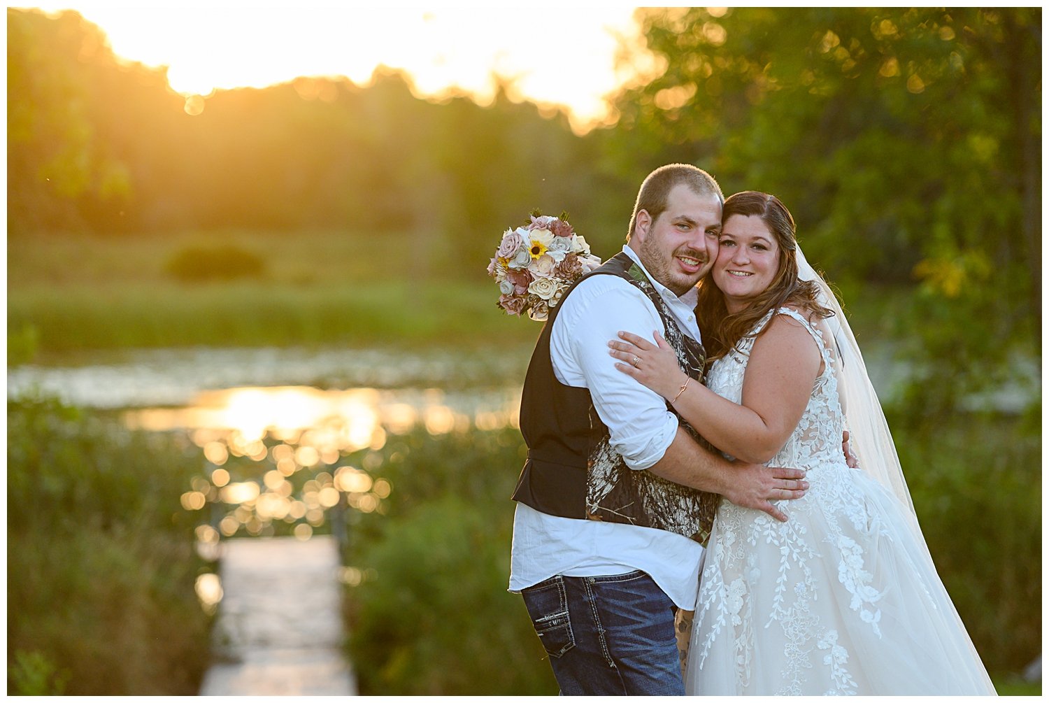 Pondview Farm Minneapolis Wedding Photographer_Bayfield Madeline Island beach photographer wisconsin minnesota jen jensen photography rush city center city scandia mora_0117.jpg