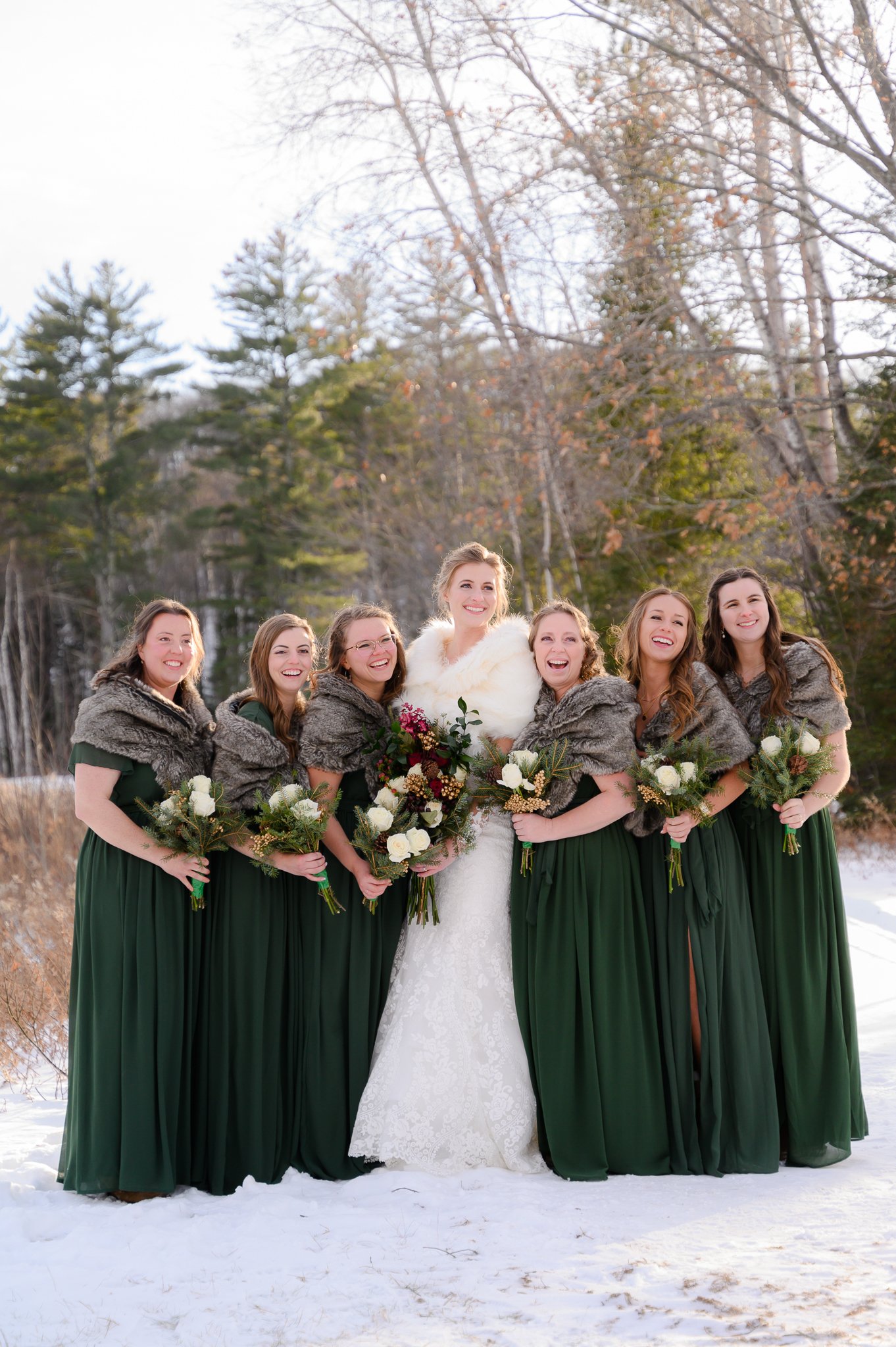 11-320-Z6B_0250_GabeAbby12.3.22_jenjensenphotographywedding pictures photographer minneapolis wisconsin bayfield jenjensenphotography.jpg