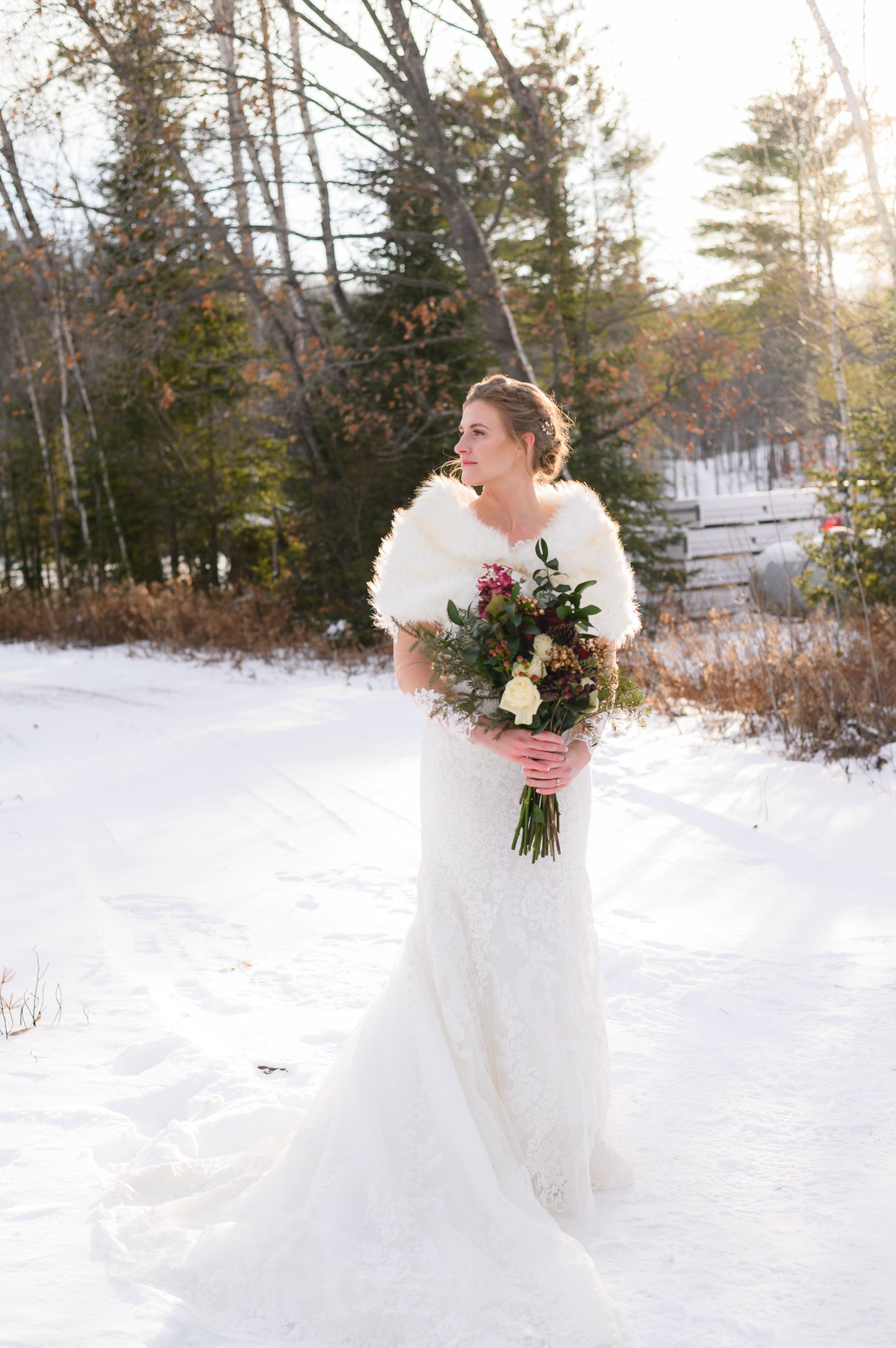 5-303-_DSC1573_GabeAbby12.3.22_jenjensenphotographywedding pictures photographer minneapolis wisconsin bayfield jenjensenphotography.jpg