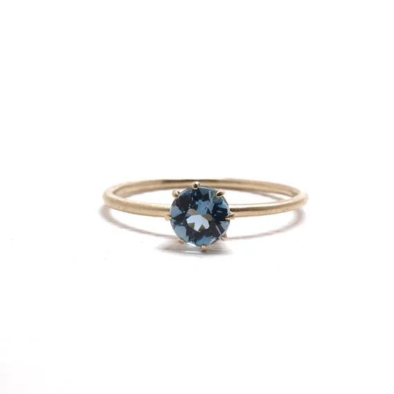 Copy of Aquamarine ring with thin band