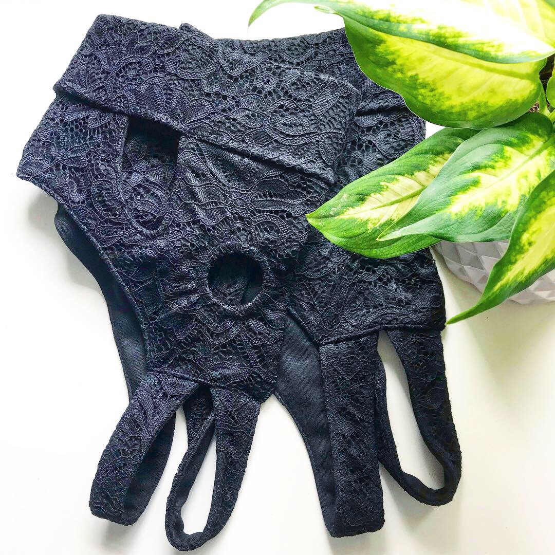 Black lace strap on harness (Copy)