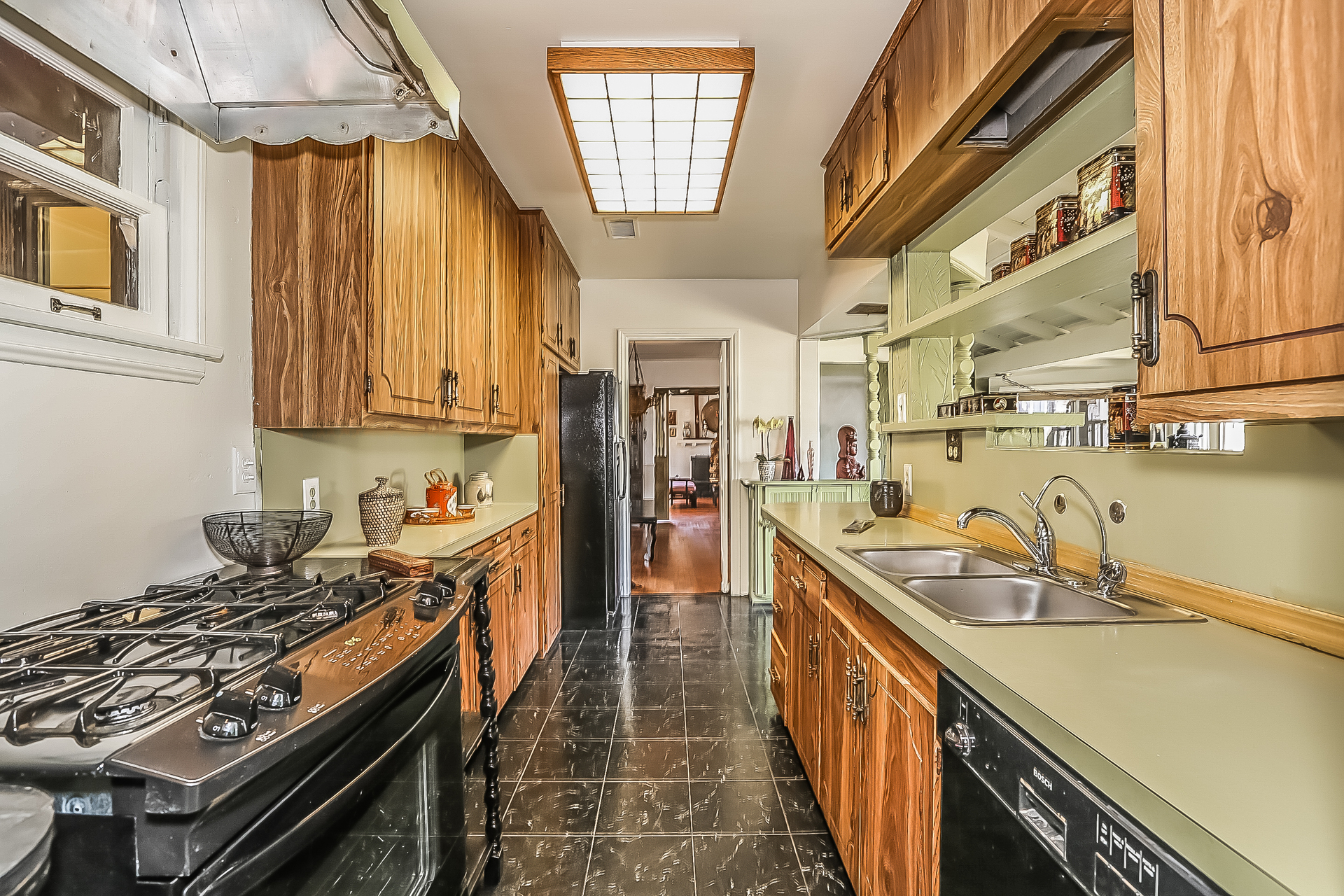 012-Kitchen-755797-medium.jpg