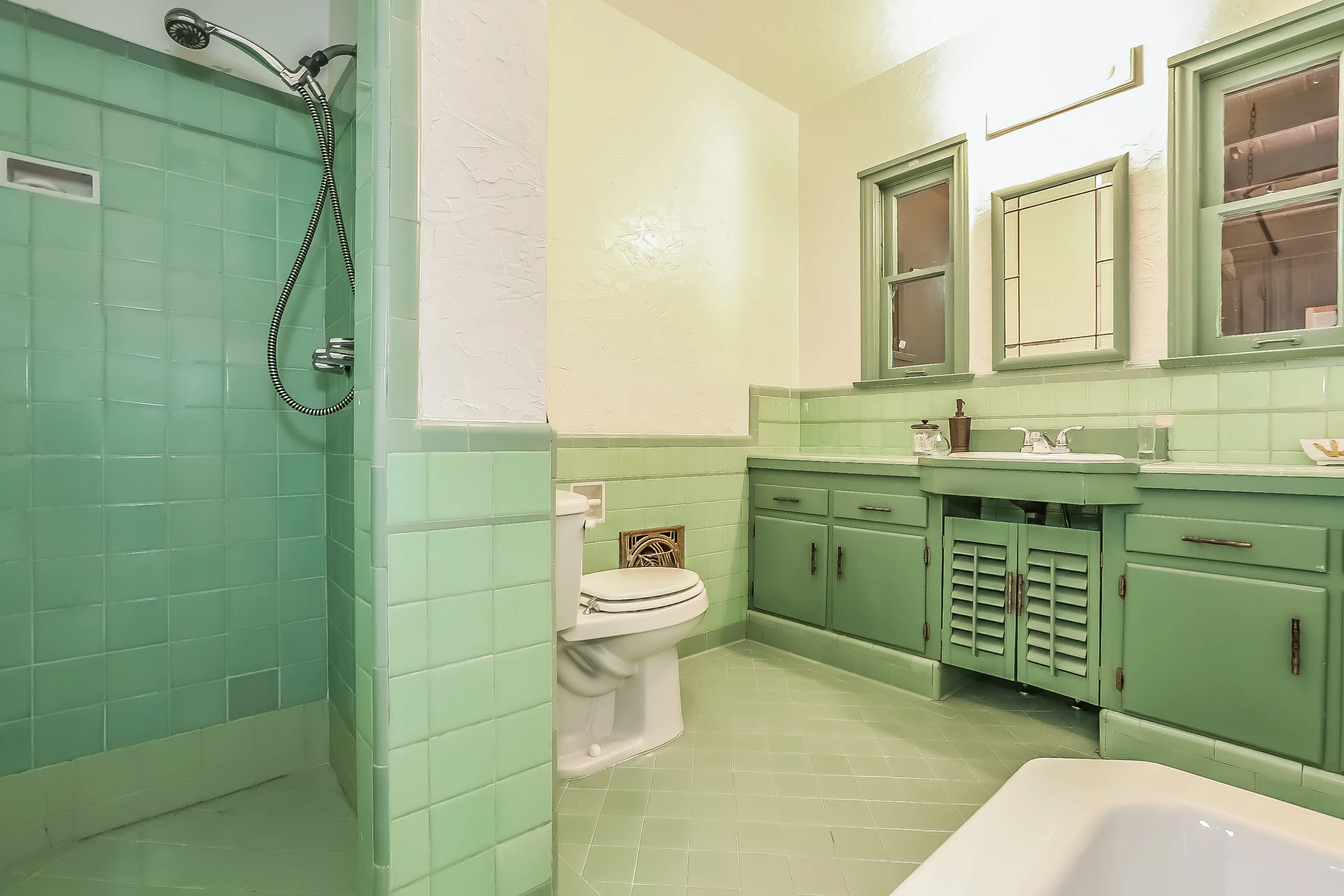 024-Bathroom-755786-medium.jpg