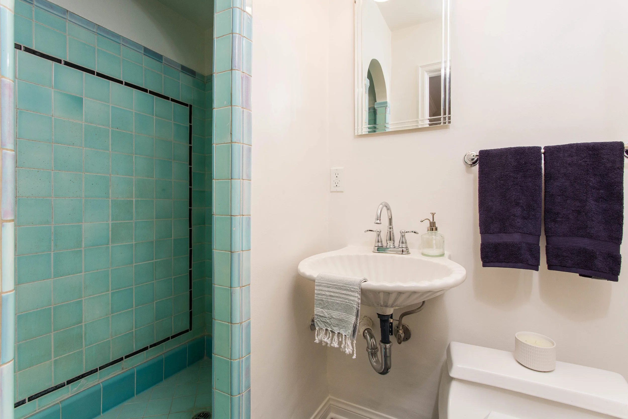4458 Dundee Drive HsHProd-25.jpg