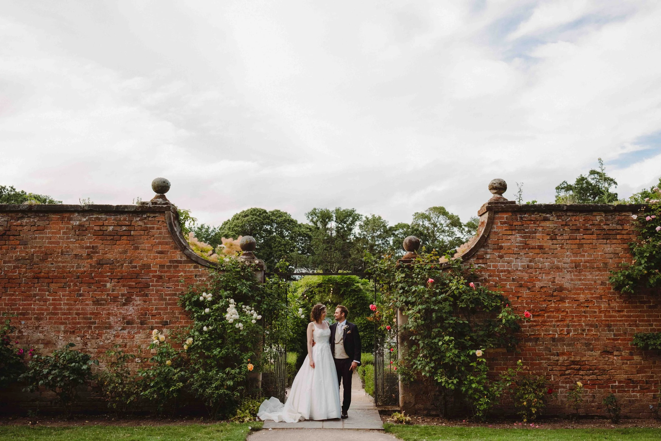G-ARCHER-PHOTO-THORPE-GARDEN-WEDDING-PHOTOGRAPHER-7740.jpg