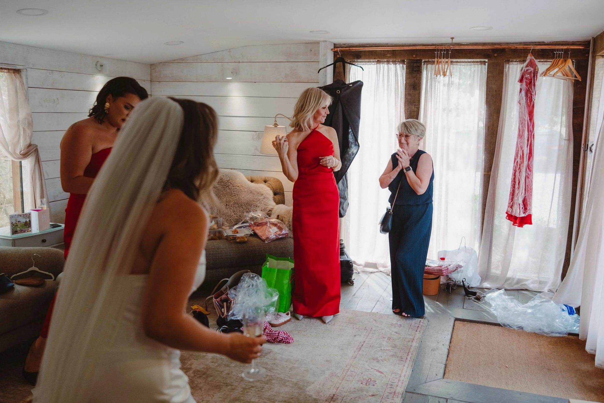 G-ARCHER-PHOTO-BRIDAL-BARN-WEDDING-PHOTOGRAPHER-2-7.jpg