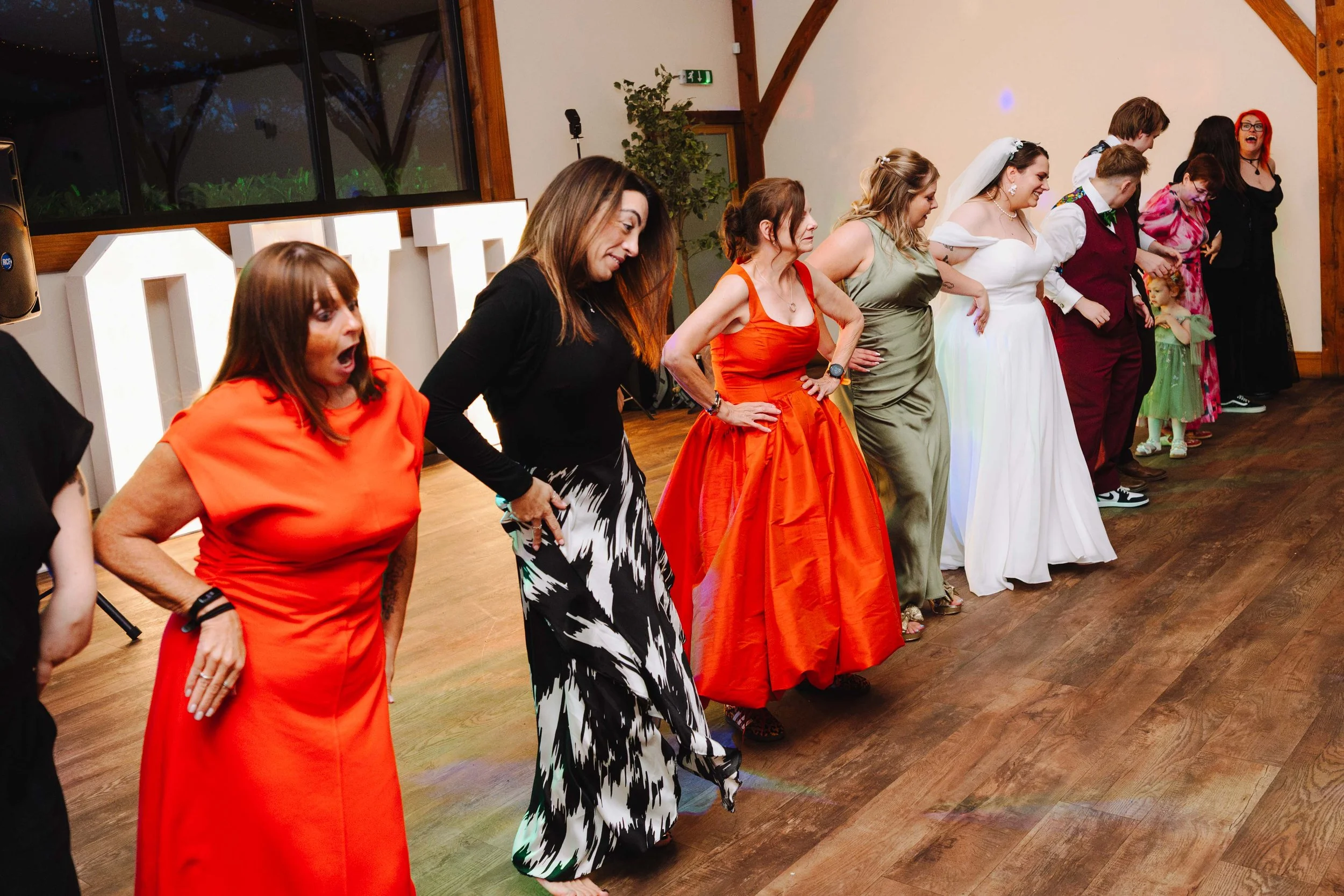 G-ARCHER-PHOTO-COTON-HOUSE-FARM-WEDDING-PHOTOGRAPHY-3978.jpg