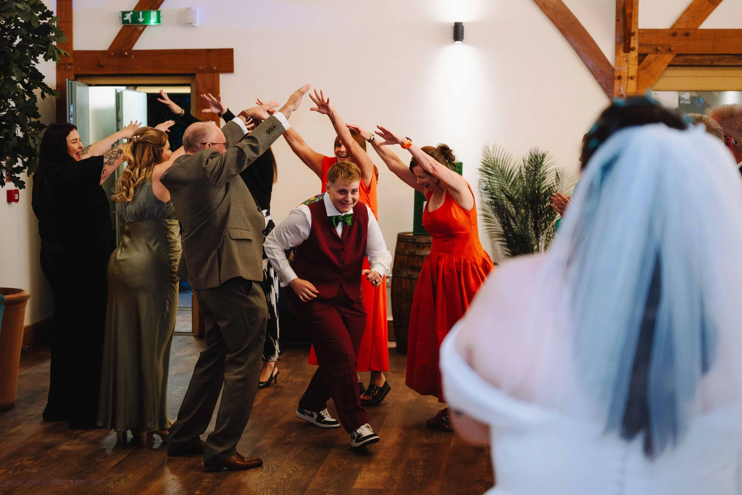 G-ARCHER-PHOTO-COTON-HOUSE-FARM-WEDDING-PHOTOGRAPHY-3857.jpg