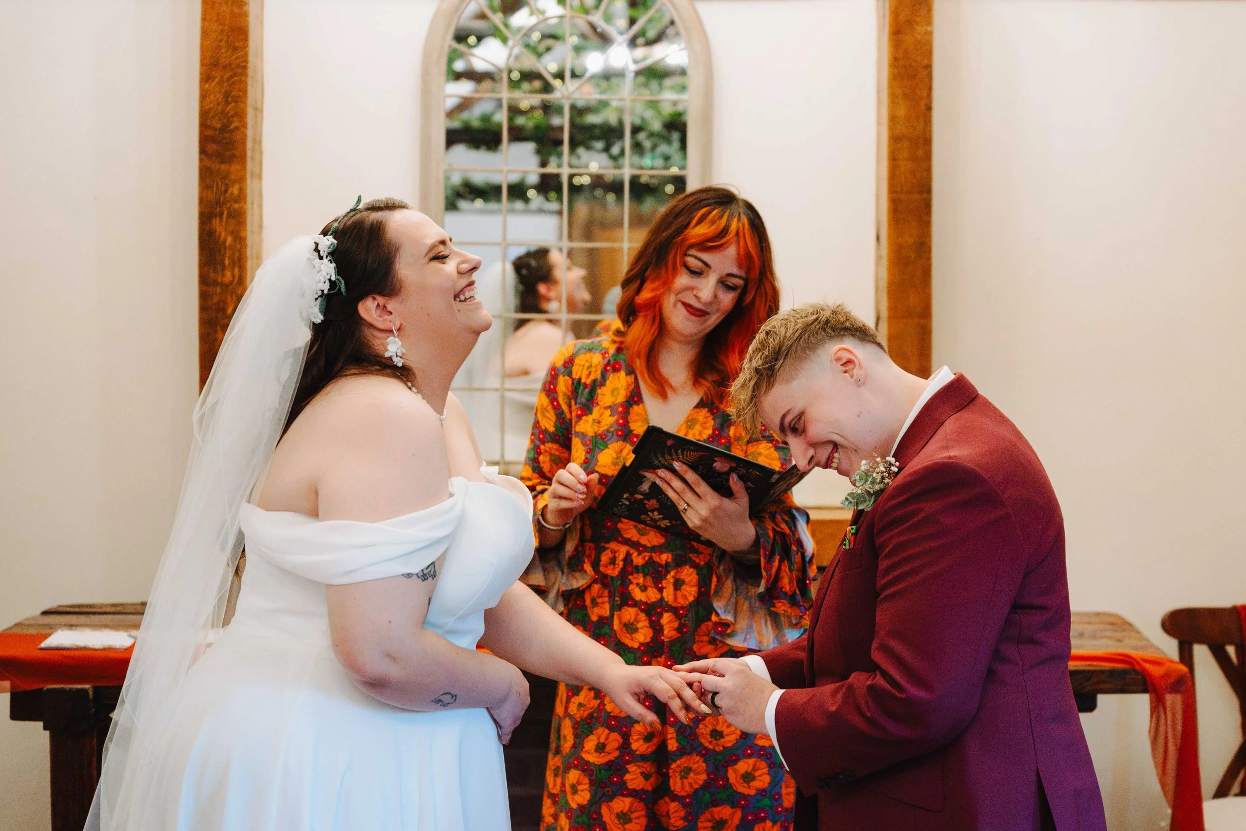 G-ARCHER-PHOTO-COTON-HOUSE-FARM-WEDDING-PHOTOGRAPHY-1724.jpg