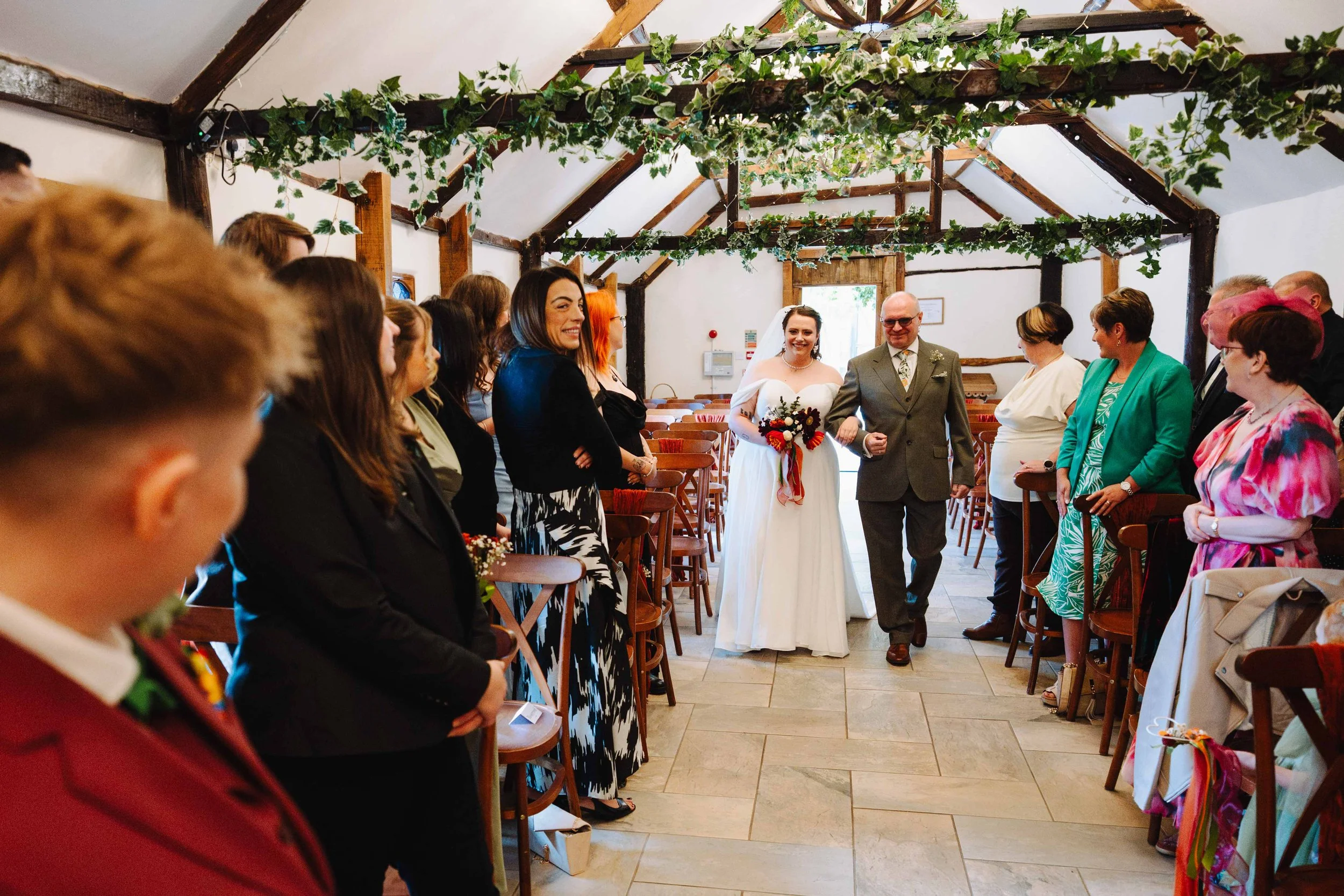 G-ARCHER-PHOTO-COTON-HOUSE-FARM-WEDDING-PHOTOGRAPHY-1300.jpg