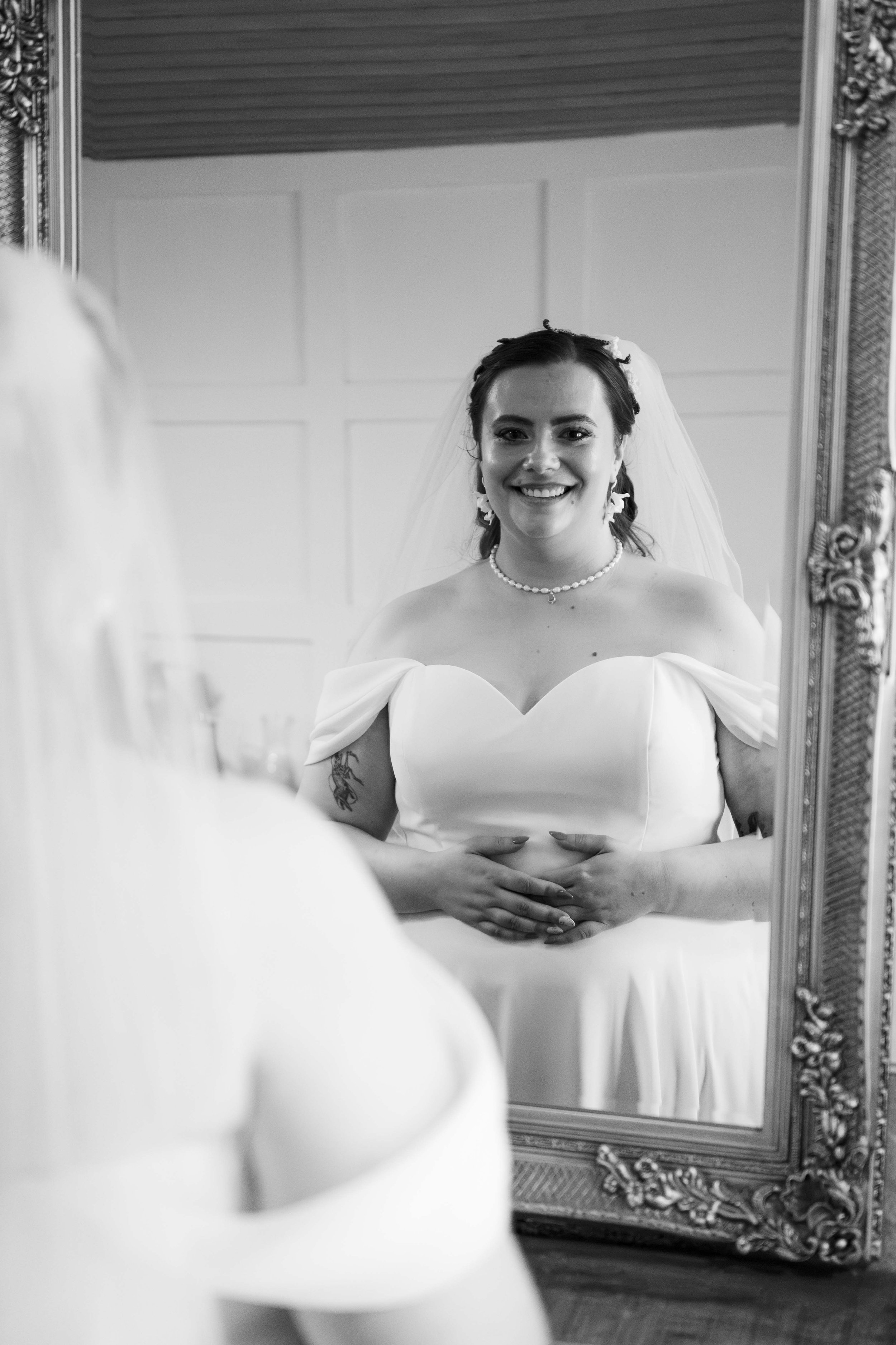 G-ARCHER-PHOTO-COTON-HOUSE-FARM-WEDDING-PHOTOGRAPHY-0973.jpg
