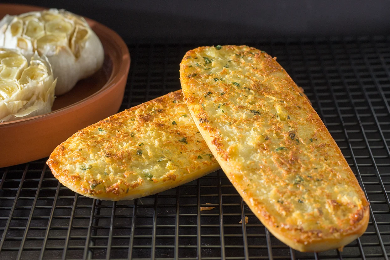 058 MSL Garlic roasted Bread-2597.jpg