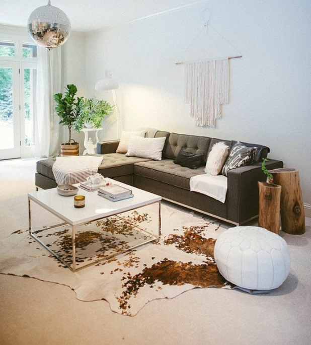 Is It Okay To Put An Area Rug On Carpet, Should You Put Rugs Over Carpet