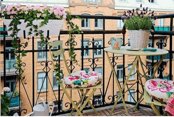 bistro-floral-seat-cushions-2016-02-02_1220.png
