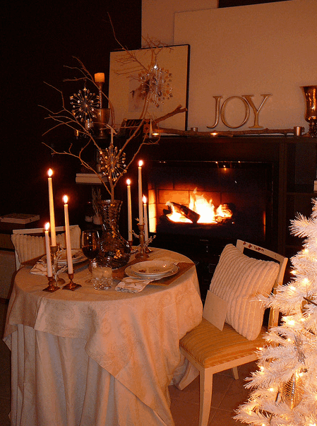 Romantic dining for two source