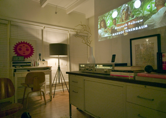Projection screen as divider source
