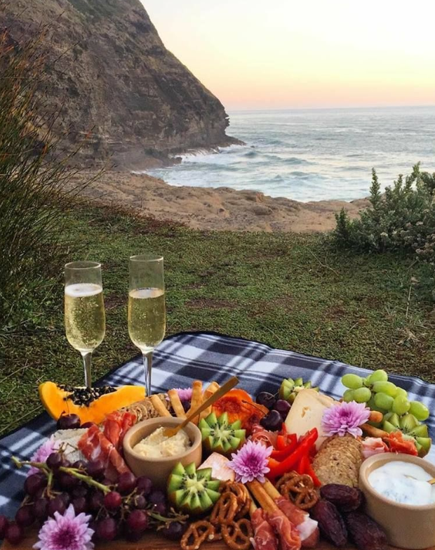 Picnik by the ocean source