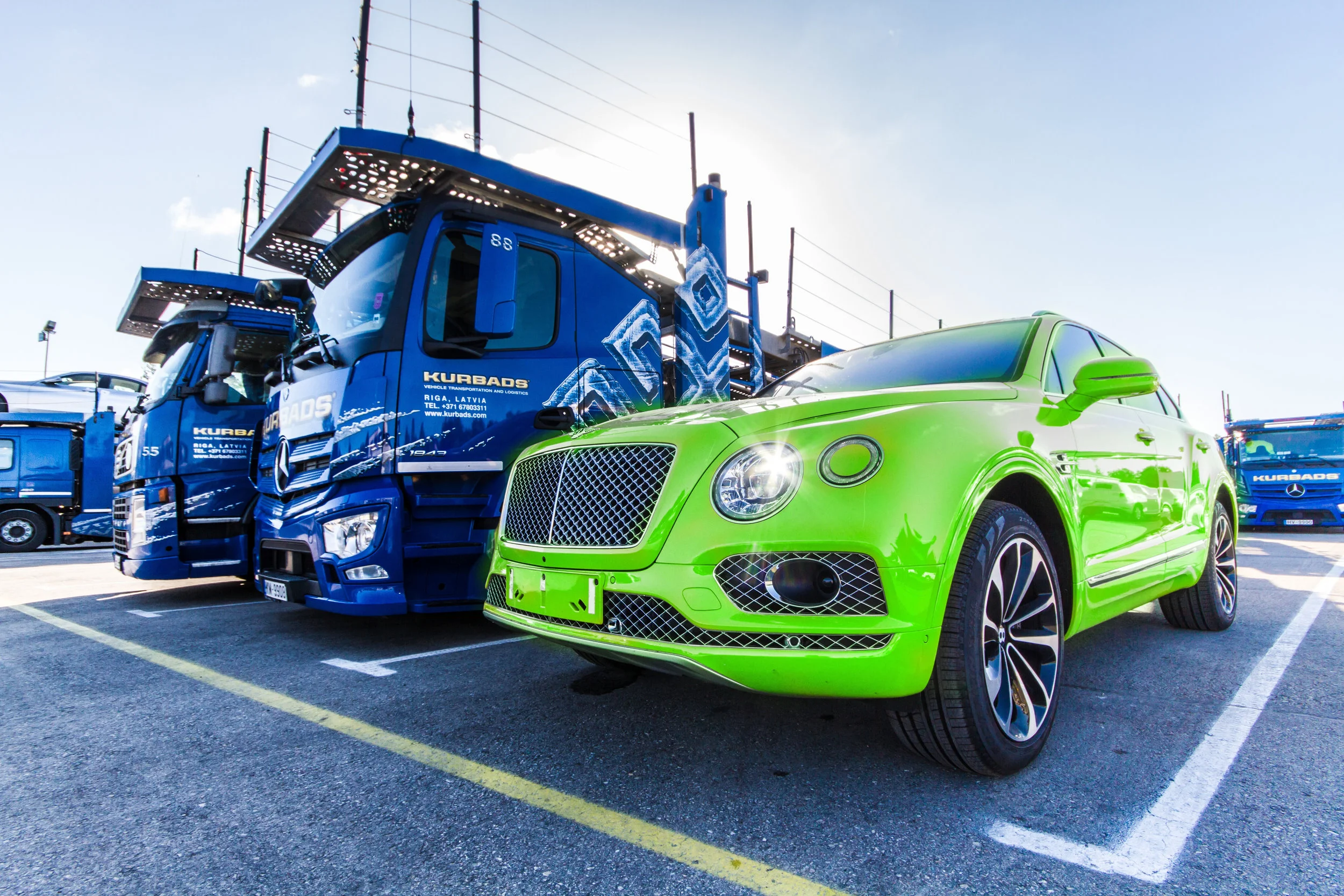 asphalt-automobile-car green-1005627.jpg