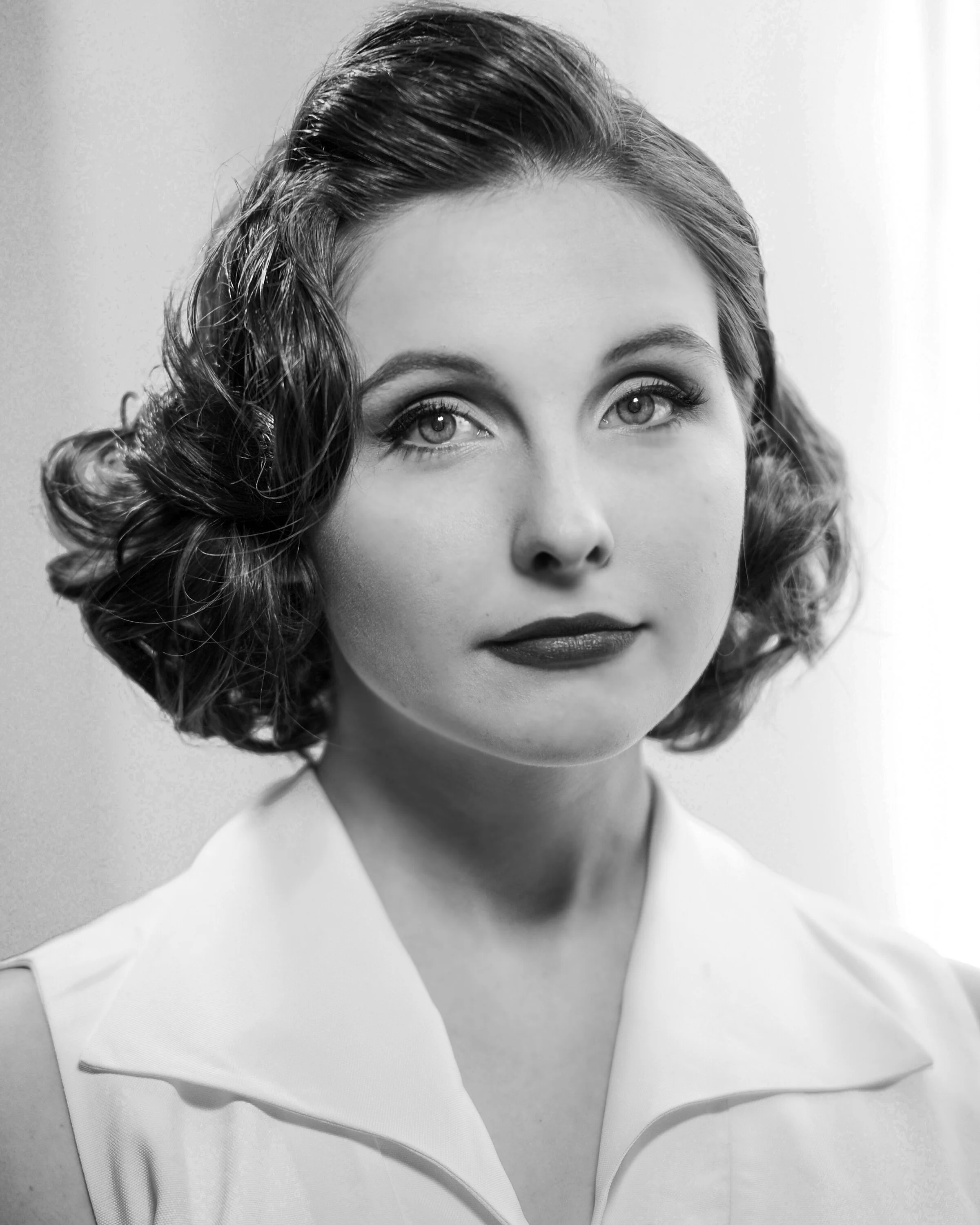 DorothyMascaraBW.jpg