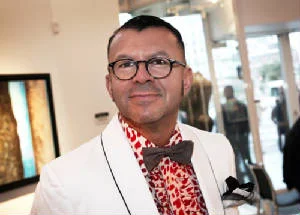 21 gallerysuitguy.jpg.w300h215.jpg