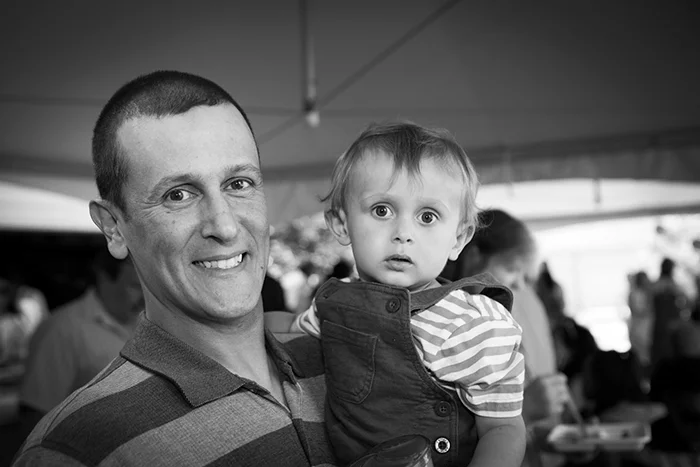 0390R kid dad 700ss.jpg