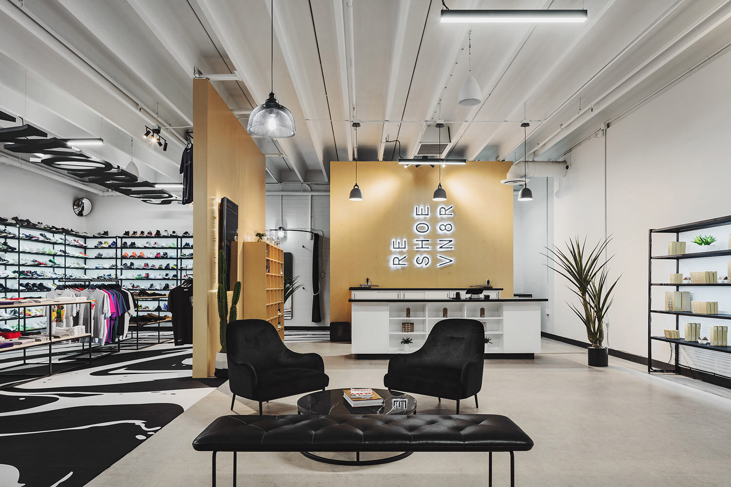 Reshoevn8r Retail Store