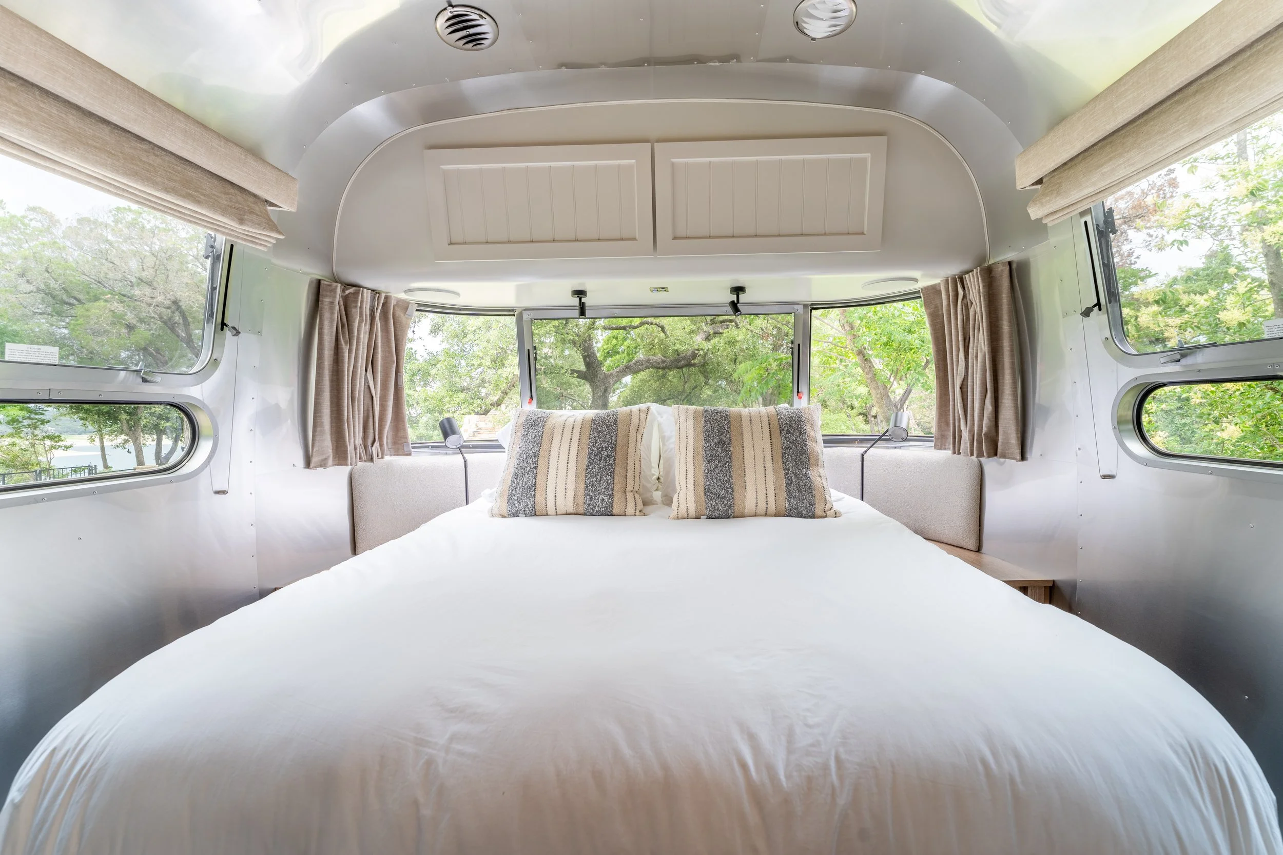 26. Copy of Airstream-11.jpeg