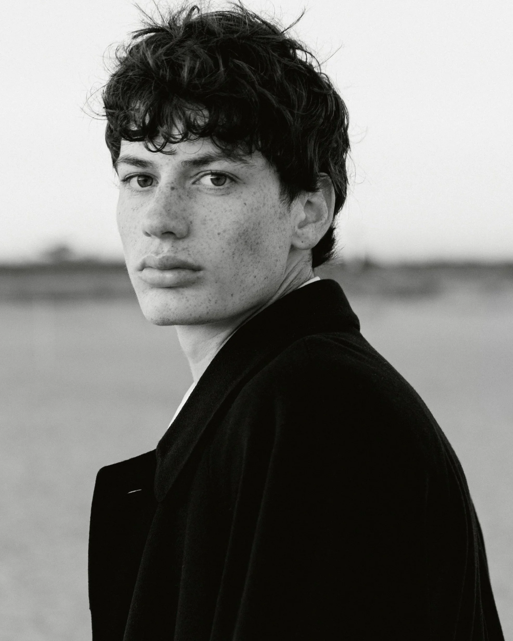 1-leo-valero-main-book.jpg