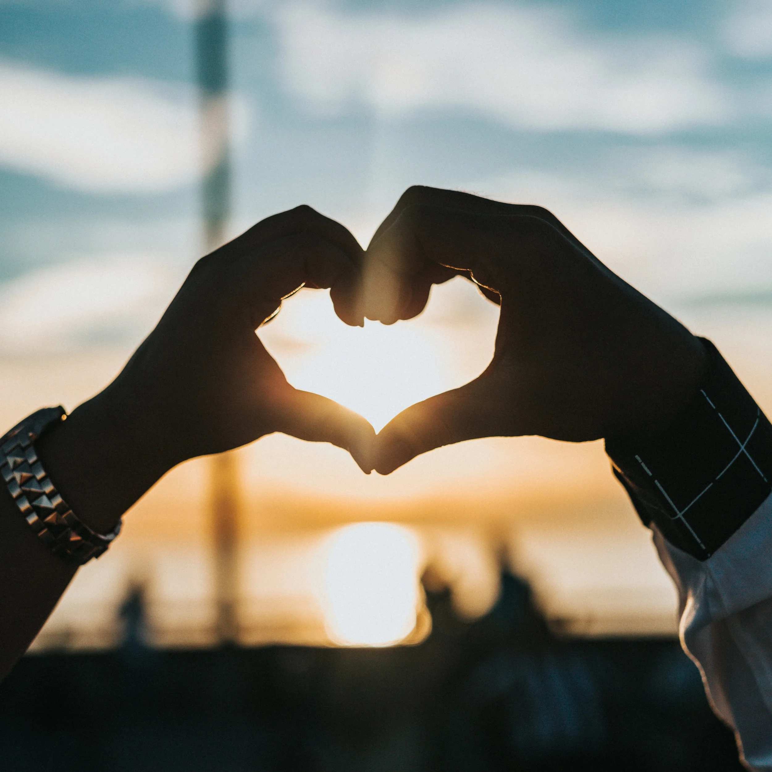 9 Things I Wish People Knew About Dating Someone In A Wheelchair