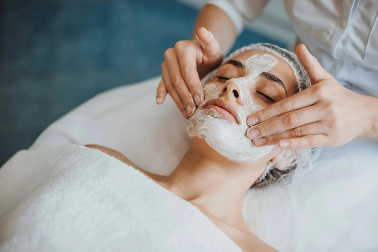 7 Surprising Benefits of Regular Facials That Go Beyond Clear Skin