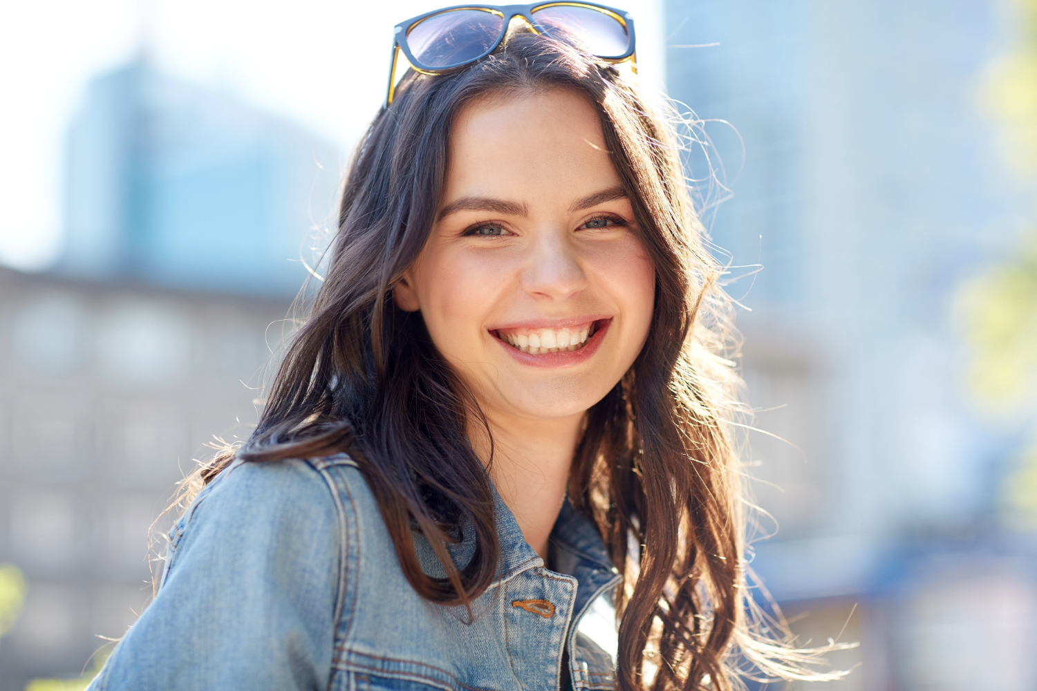 How to Transition from Dark to Light Hair Without Destroying Your Strands